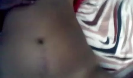 गर्म श्यामला हिंदी सेक्स पिक्चर सह निगल करने के लिए प्यार करता है