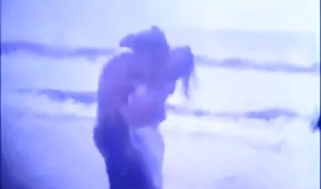 परिपक्व दोस्त सेक्सी पिक्चर वीडियो दिखाएं एक युवा बिल्ली चाटना