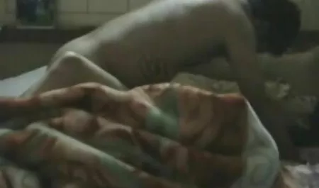 पत्नी अपनी गीली चूत में खीरे से खेलती इंग्लिश पिक्चर दिखाइए सेक्सी है