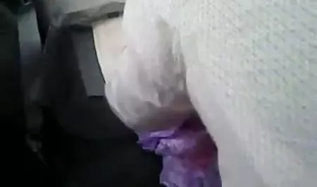 यार एक जवान और अनुभवहीन गोरा को चोदता है सेक्सी पिक्चर भेजो वीडियो में