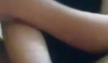 एशियाई लड़की स्थिति को नियंत्रित करना पसंद करती है सेक्सी पिक्चर भेजो सेक्सी