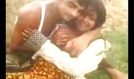 एक धारा सेक्सी फिल्म हिंदी बीएफ में प्यारा सा गोरा स्नान