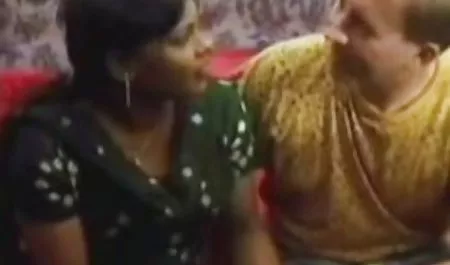 फूहड़ हिंदी सेक्सी मूवी पिक्चर फिल्म सेक्स के साथ समूह सेक्स पार्टी