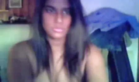 दो काले लोग एक सफेद लड़की को चोदते हैं सेक्सी ब्लू हिंदी