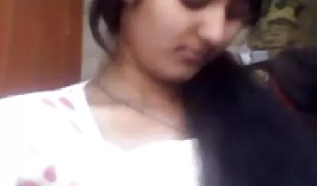 नग्न सेक्सी हिंदी पिक्चर मूवी गोरा जर्मनी की सड़कों पर चलता है