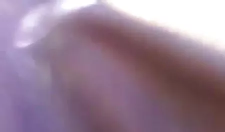 प्यारी अपनी उंगलियों और पैरों के साथ डिक हस्तमैथुन करती पिक्चर वीडियो सेक्सी पिक्चर है