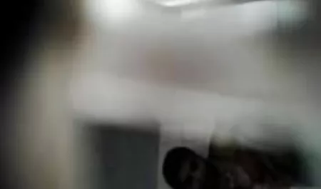 अपने विशाल डिक पर सेक्सी पिक्चर वीडियो दिखाएं एक अजनबी रखो