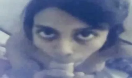 नायलॉन स्टॉकिंग्स सेक्सी सेक्सी पिक्चर हिंदी में में नौकरानी एशियाई, पैर एक सदस्य को दुलार करते हैं