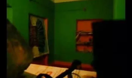 मरीना ब्लू पिक्चर हिंदी ब्लू पिक्चर विस्कॉनी एक मालिशिया के साथ fucks