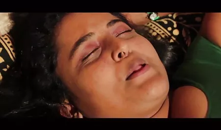 सींग सेक्सी सेक्सी पिक्चर हिंदी में का बना कुतिया खुद उंगलियों के साथ fucks