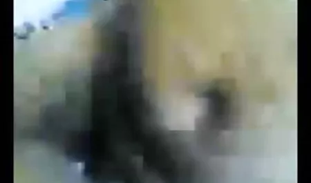 गोरा पूल में सेक्स सेक्सी पिक्चर वीडियो दिखाएं करता है