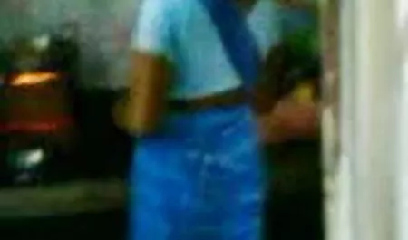 मोज़ा में भव्य गोरा उसकी उम्र के लिए एक अच्छा सेक्सी पिक्चर फिल्म हिंदी में बकवास हो जाता है