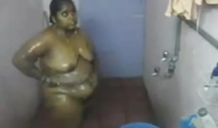 प्यारा नीग्रो अपने प्रेमी के दोस्त को चोदता वीडियो में सेक्सी पिक्चर वीडियो में है