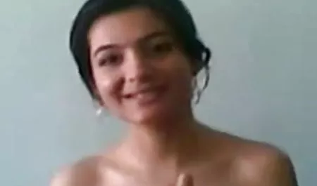 पोती ने अपनी नानी की चुदाई की वीडियो हिंदी फिल्म सेक्सी