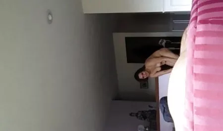 पैंटी के माध्यम से एशियाई सेक्स पिक्चर वीडियो फिल्म चाट बिल्ली