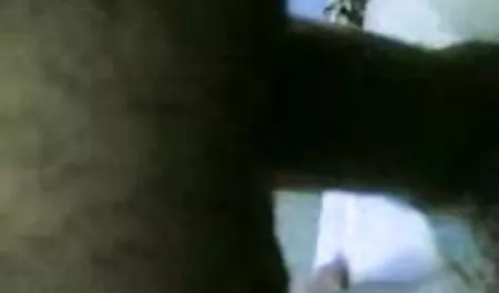 उसे अपनी लड़कियों को मुह में चोदना सेक्सी वीडियो पिक्चर दिखाइए बहुत पसंद है।