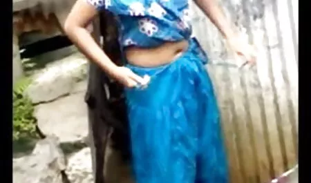 एक पार्टी में एक गोरा का सार्वजनिक फिल्म सेक्सी हिंदी पिक्चर अपमान