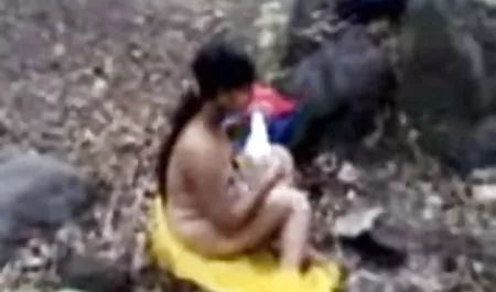 कुतिया सेक्स के दौरान अपने जूते रखती है सेक्स पिक्चर हिंदी मै