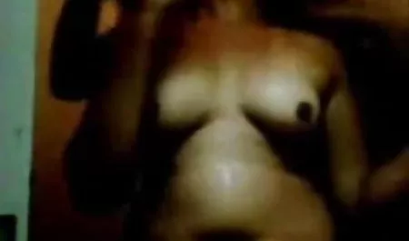 एक युवा गोरा सेक्सी में हिंदी पिक्चर फिल्म के लिए सुंदर बुत