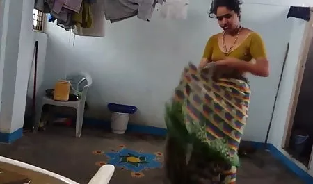 बहुत सेक्सी पिक्चर हिंदी में पतला लैटिना छात्र एक आदमी द्वारा गड़बड़ हो जाता है