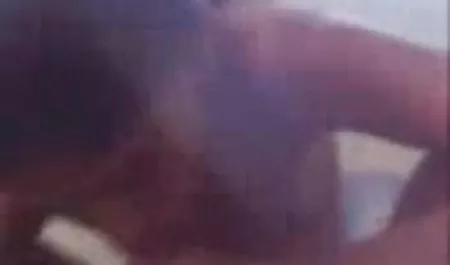 Cheskaya गोरा पूरी सेक्स की पिक्चर दिखाओ तरह से हस्तमैथुन करता है