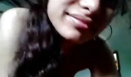 सुनहरे बालों वाली गहरी तली सेक्स पिक्चर दिखाइए वीडियो में हुई