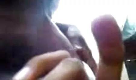 अच्छे स्तन के साथ गोरा उसकी सेक्सी पिक्चर वीडियो हिंदी बहन के दोस्त को बहकाया