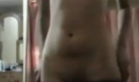 ट्रांसवेस्टाइटिस बिस्तर पर एक नंगा नाच है सेक्सी पिक्चर हिंदी वीडियो मूवी