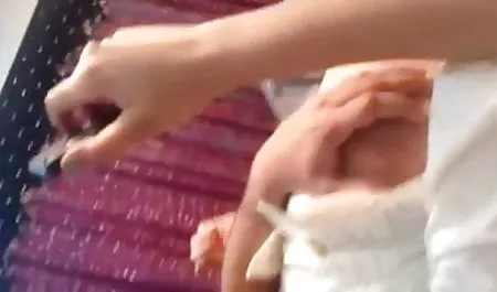 पब्लिक प्लेस में हिंदी सेक्सी पिक्चर मूवी पेशाब करती स्वीट बेब